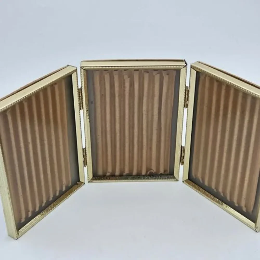Vintage 1950s 1960s Gold Tone Metal Triple Hinged Picture Frame Trifold Tabletop
